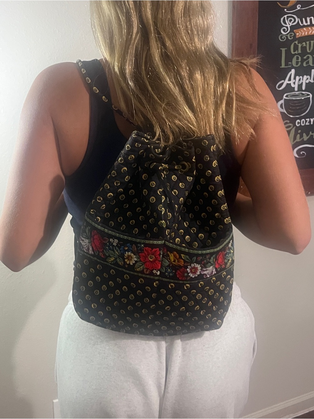 Vera Bradley Vibrant Black Backsack with matching luggage tag